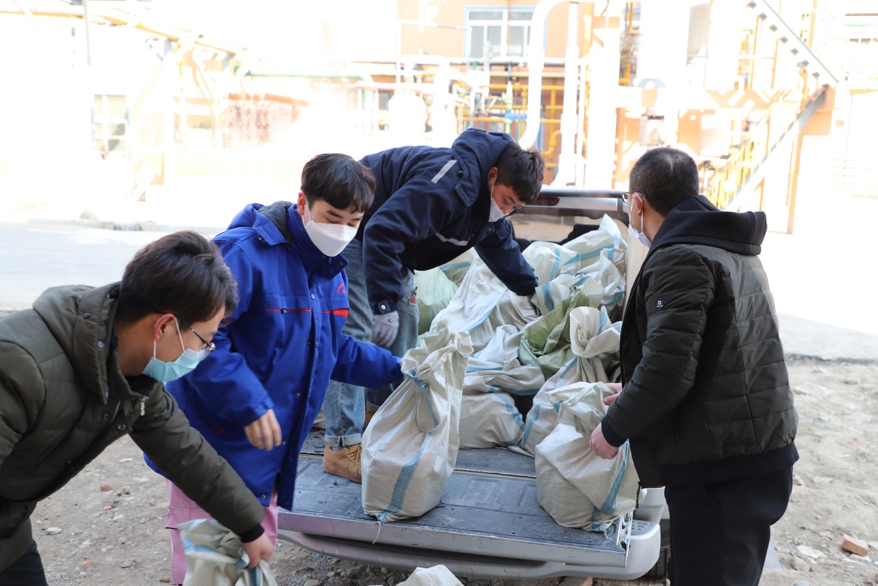 營口德瑞化工有限公司免費(fèi)向社會(huì)各界提供消毒液